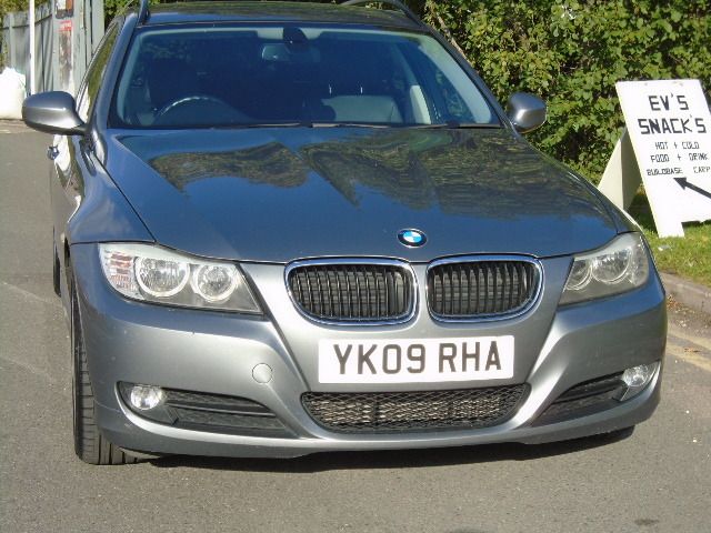 2009 BMW 3 SERIES 320d SE Touring image 2