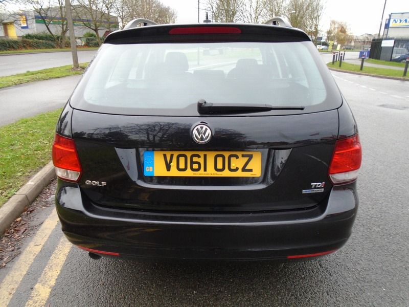 2011 Volkswagen Golf TDi SE TDI image 3