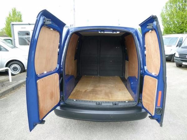 2011 VOLKSWAGEN CADDY MAXI C20 BLUEMOTION TDI image 4