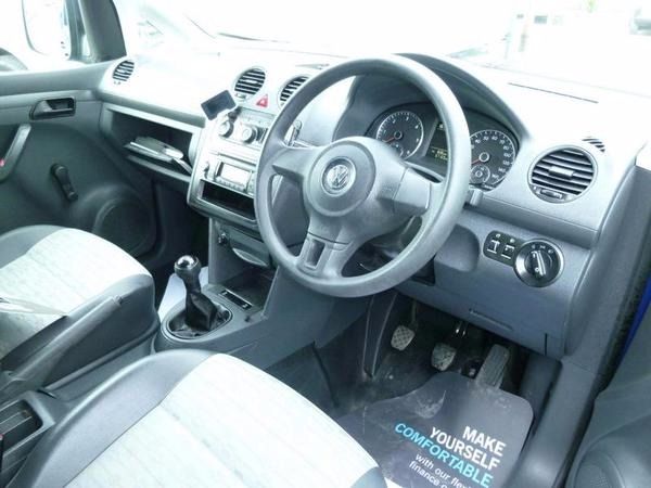 2011 VOLKSWAGEN CADDY MAXI C20 BLUEMOTION TDI image 5