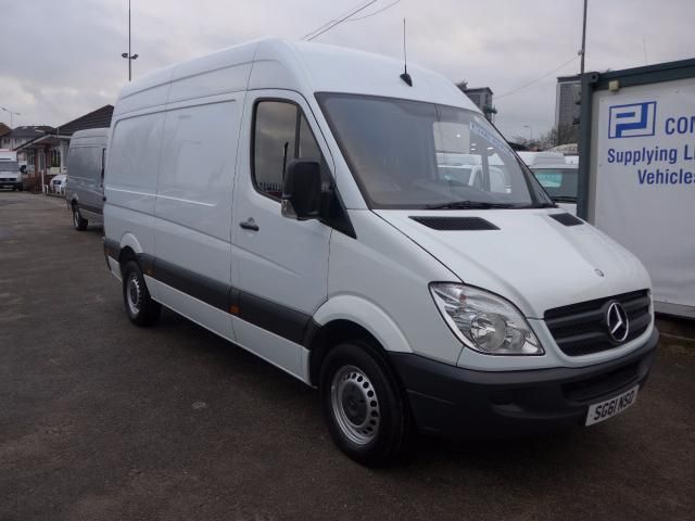 2011 MERCEDES-BENZ SPRINTER 210 CDI image 1