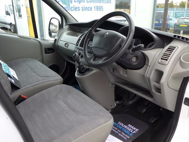 2012 RENAULT TRAFIC LL29 115 DCI image 5