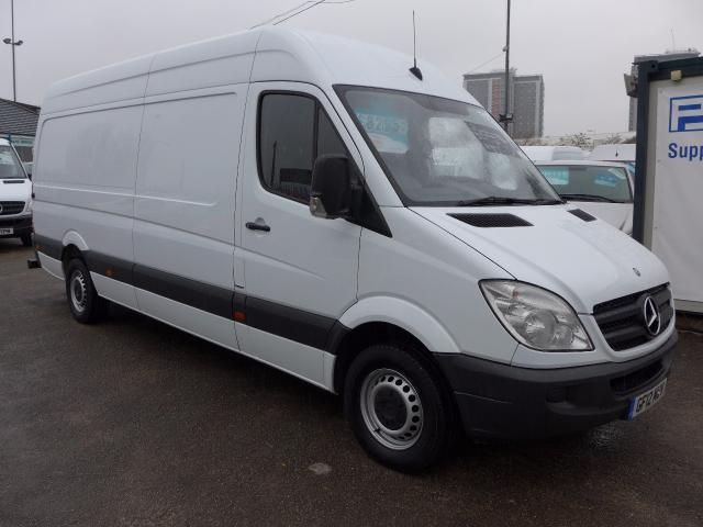 2015 MERCEDES-BENZ SPRINTER 313 cdi image 1
