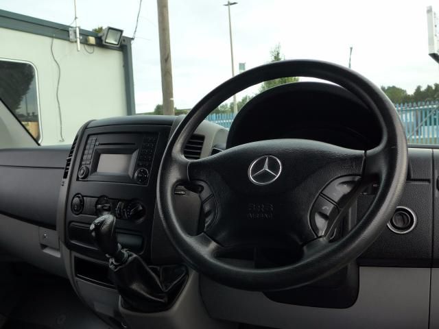 2010 MERCEDES-BENZ SPRINTER 313 CDI image 5