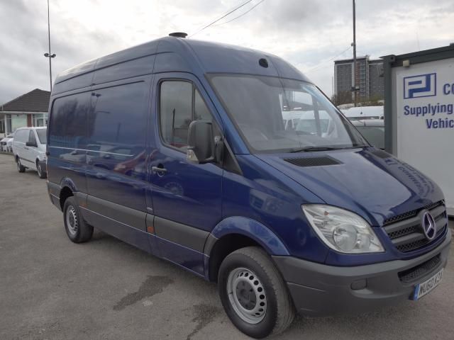 2010 MERCEDES-BENZ SPRINTER 313 CDI image 1