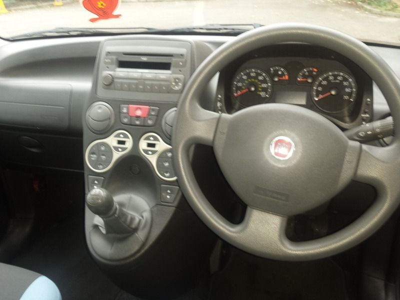 2009 Fiat Panda Eleganza image 3