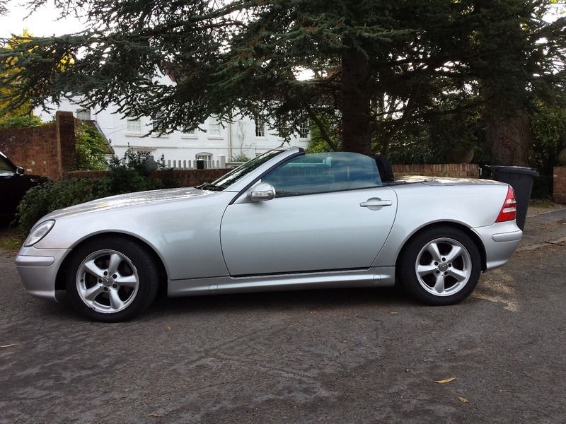 2002 Mercedes SLK230 Kompressor image 2