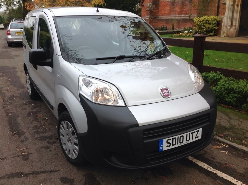 2010 Fiat Qubo Active image 1