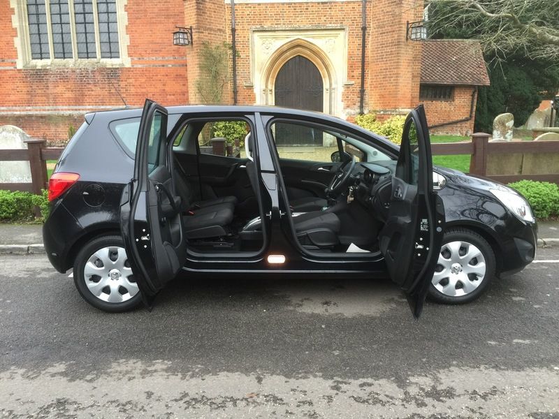 2011 Vauxhall Meriva Exclusiv image 2