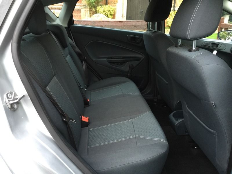 2009 Ford Fiesta Zetec image 5