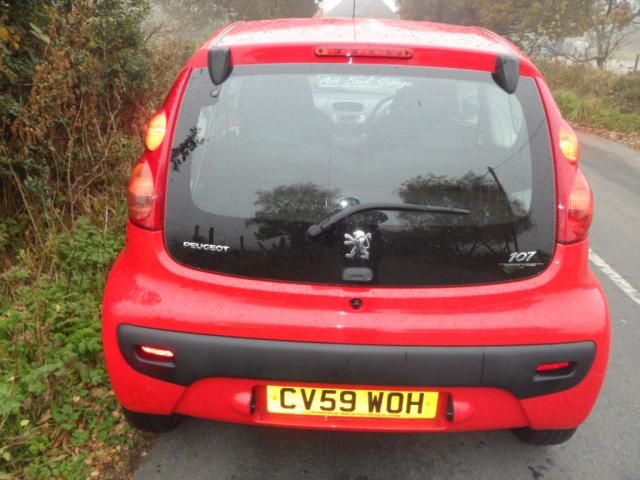 2009 PEUGEOT 107 1.0 URBAN 3d image 3