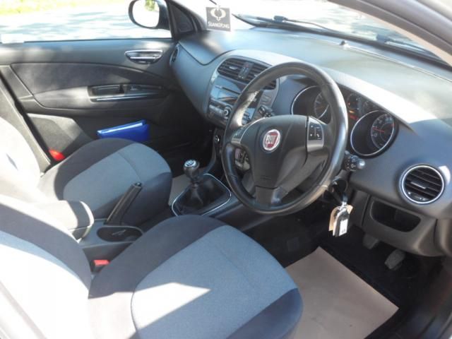 2010 FIAT BRAVO 1.4 DYNAMIC 16V 90 5d image 4