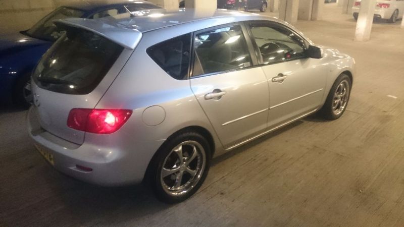 2005 Mazda 3 1.4 s image 1