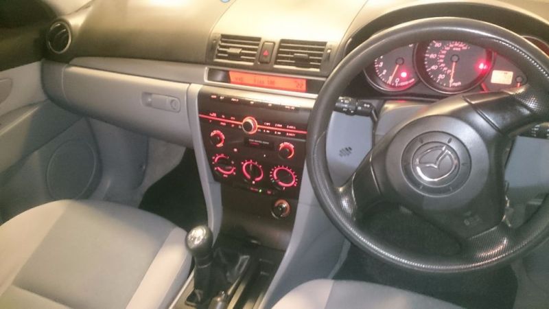 2005 Mazda 3 1.4 s image 4