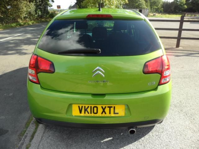 2010 CITROEN C3 1.4 VTR PLUS 5d image 3