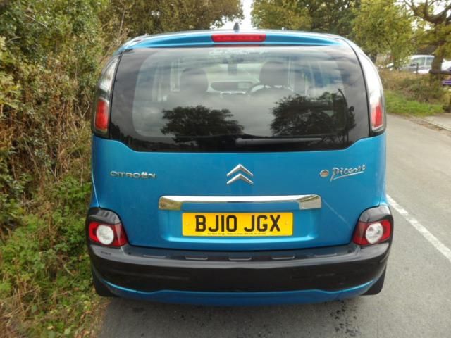 2010 CITROEN C3 1.4 VTR PLUS 5d image 3