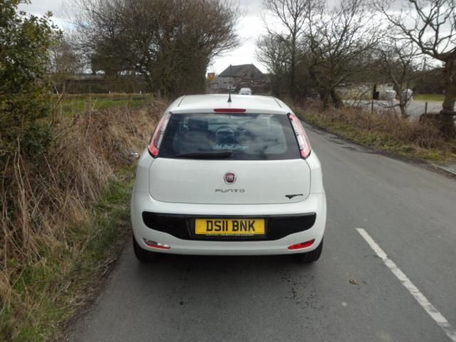 2011 FIAT PUNTO EVO 1.2 MYLIFE 3d image 3