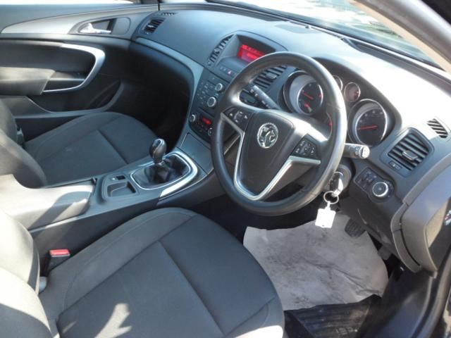 2011 VAUXHALL INSIGNIA 2.0 EXCLUSIV CDTI 5d image 4