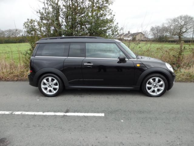 2010 MINI CLUBMAN 1.6 ONE 5d image 2