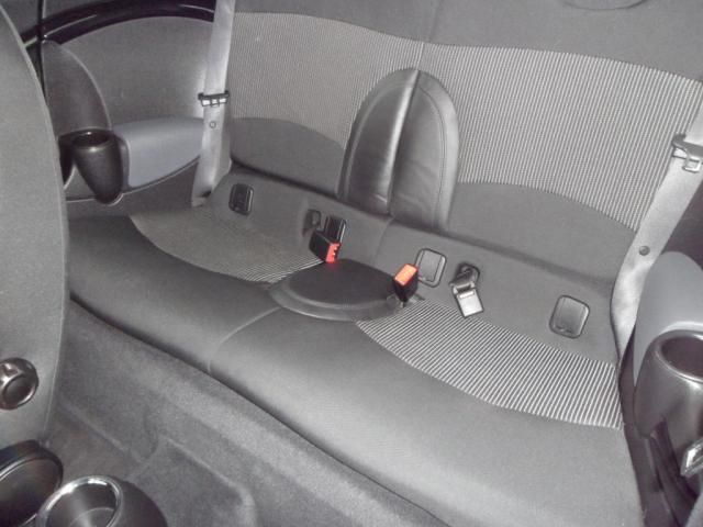 2010 MINI CLUBMAN 1.6 ONE 5d image 5