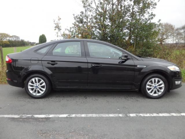 2010 FORD MONDEO 2.0 ZETEC TDCI 5d image 2