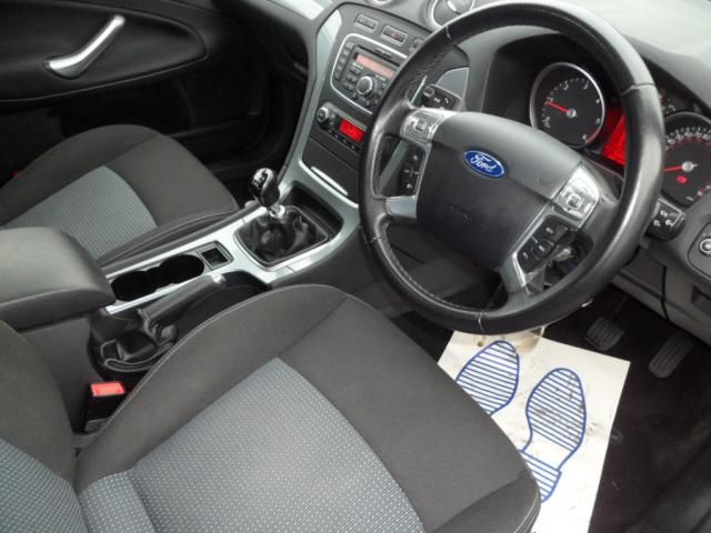2010 FORD MONDEO 2.0 ZETEC TDCI 5d image 4