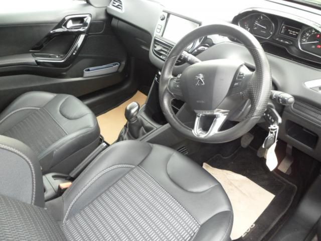 2012 PEUGEOT 208 1.4 ALLURE HDI 3d image 4