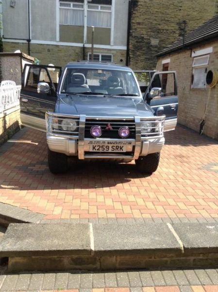 1993 Mitsubishi Pajero 2.5 diesel image 2