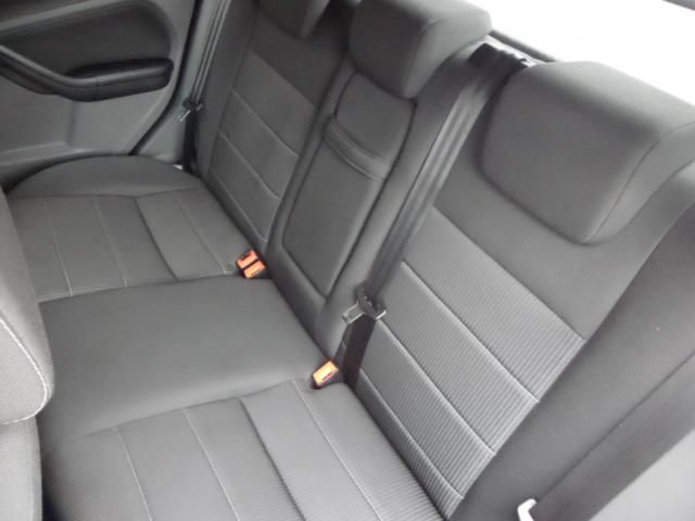 2011 FORD FOCUS 1.6 SPORT TDCI 5d image 5