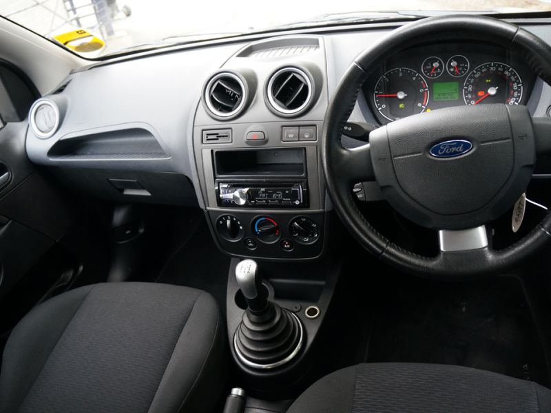 2007 FORD FIESTA 1.4 TDCI image 3