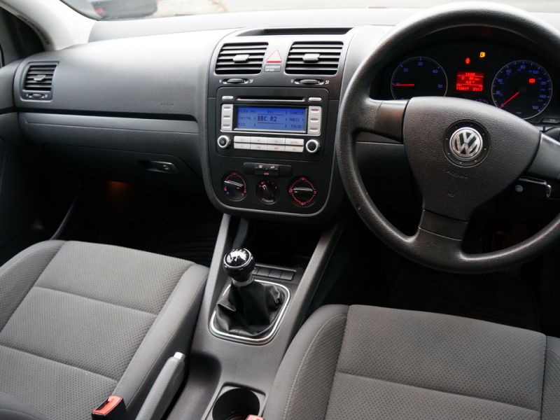 2006 VOLKSWAGEN GOLF 1.9 TDI SE image 4