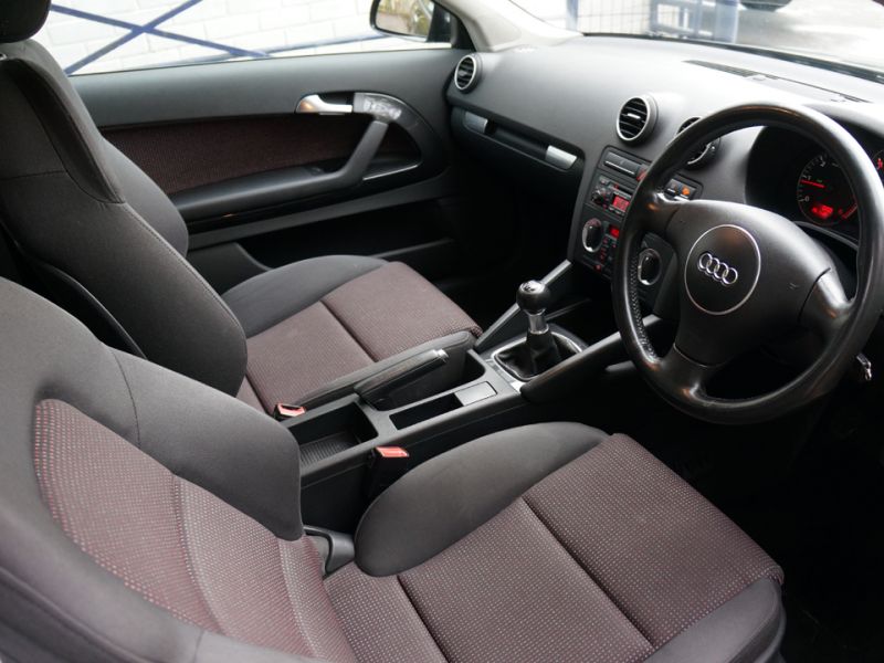2004 AUDI A3 2.0 TDI SPORT image 4