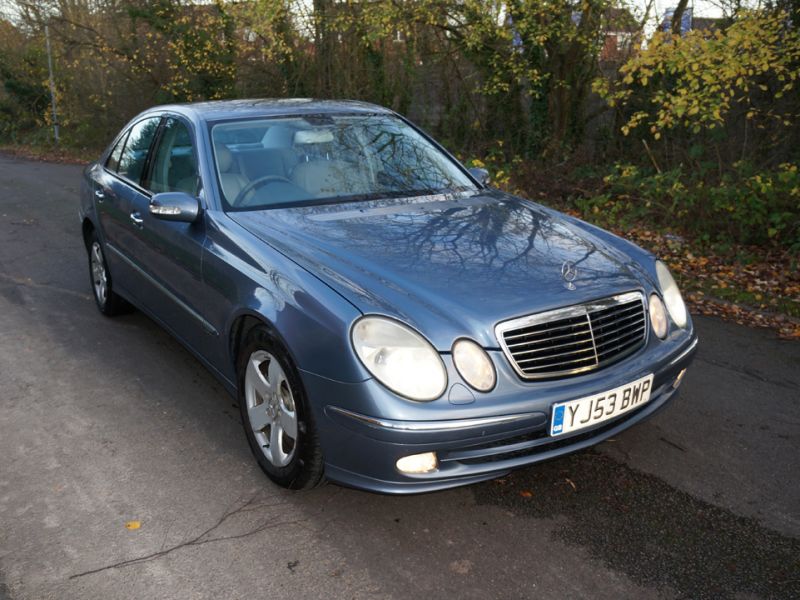 2003 MERCEDES E320 CDI AVANTGARDE image 1