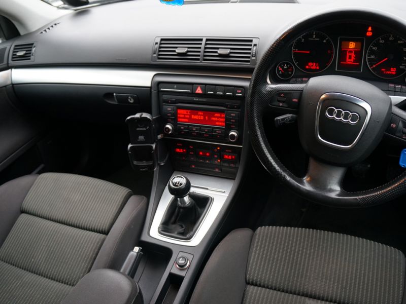 2006 AUDI A4 AVANT 2.0 TDI S LINE image 4