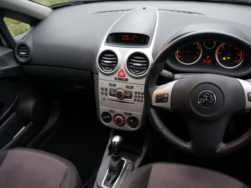 2007 VAUXHALL CORSA 1.4 SXI image 4