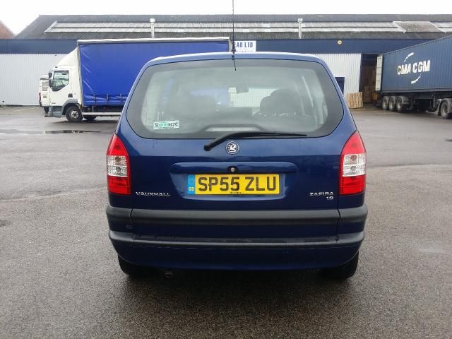 2005 VAUXHALL ZAFIRA 1.6 DESIGN 16V 5d image 3