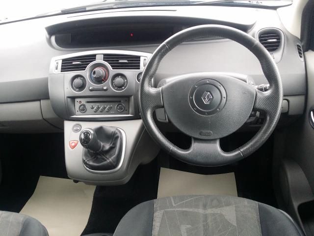 2005 RENAULT GRAND SCENIC 1.6 image 4