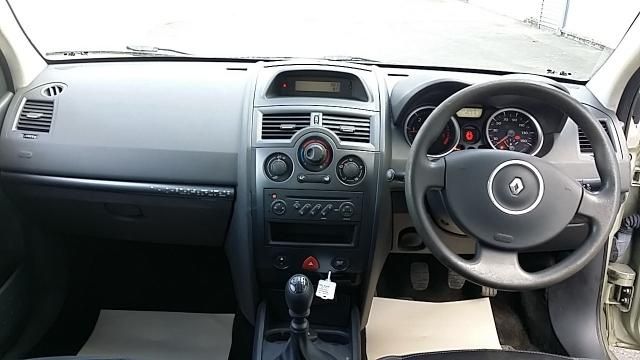 2008 RENAULT MEGANE 1.5 EXPRESSION DCI 5d image 4