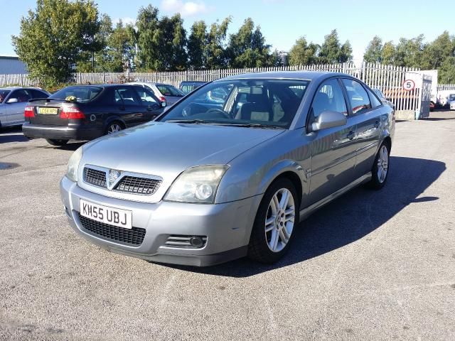 2005 VAUXHALL VECTRA 2.2 SRI 16V 5d image 1