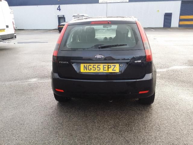 2005 FORD FIESTA 1.4 STYLE TDCI 5d image 3