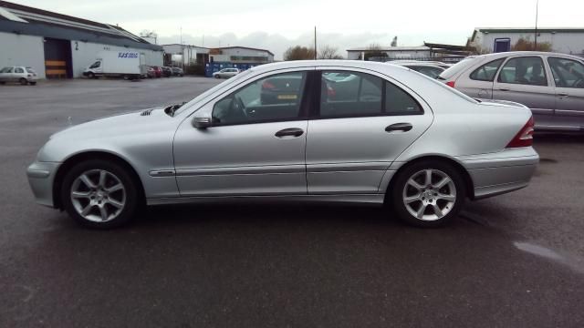 2005 MERCEDES-BENZ 1.8 C180 KOMPRESSOR image 2