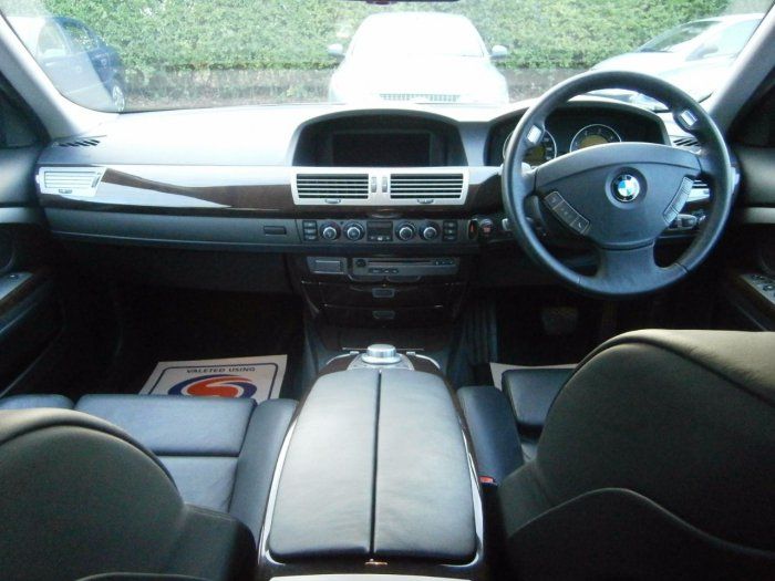 2008 BMW 7 Series 3.0 730d Sport 4dr image 4