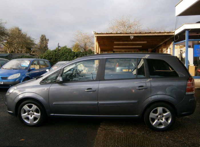 2007 Vauxhall Zafira 1.6i Exclusiv 5dr image 2