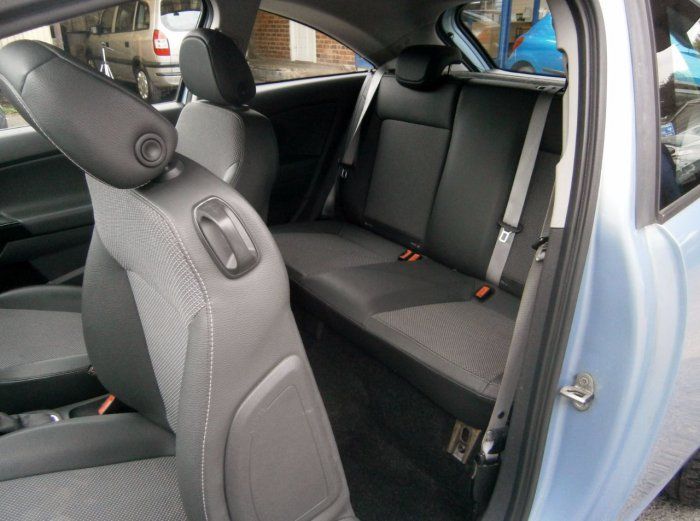 2008 Vauxhall Corsa 1.4i 16V Design 3dr image 5