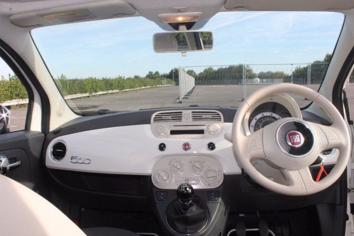 2011 Fiat 500 1.2 Lounge 3dr image 4