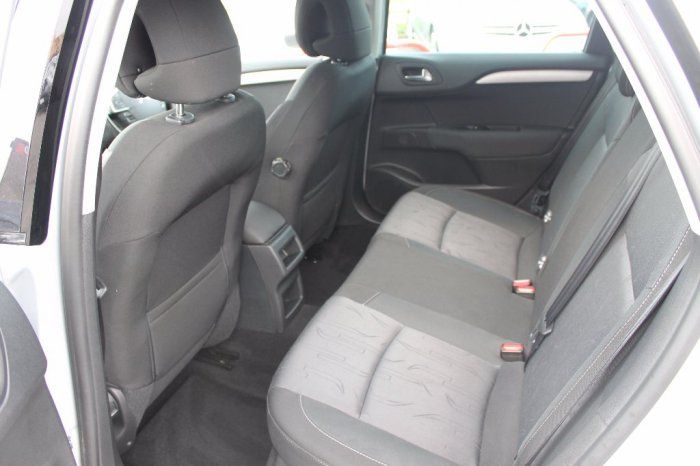 2012 Citroen C4 1.6 HDi 16v VTR+ 5dr image 5