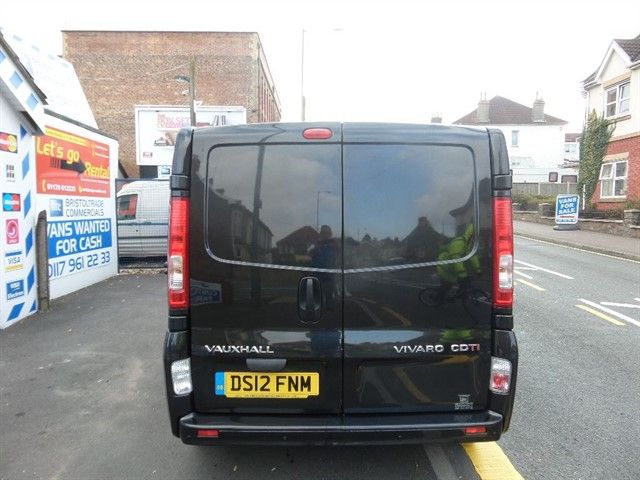 2012 Vauxhall Vivaro image 3