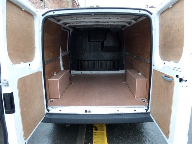2011 Ford Transit image 4