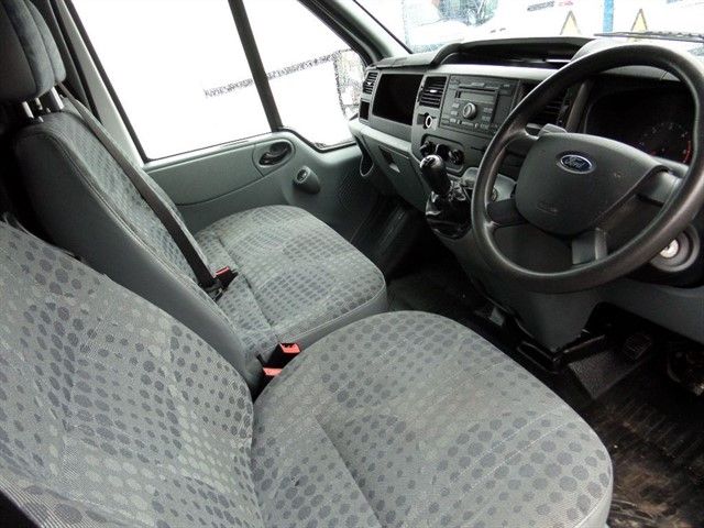 2011 Ford Transit image 5