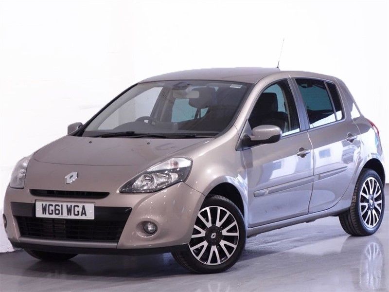 2012 Renault Clio 1.1L image 1